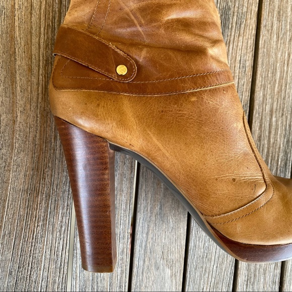 Jessica Simpson Distressed Leather Tall Boots Size 10 Stacked Heel Butterscotch - Picture 10 of 14
